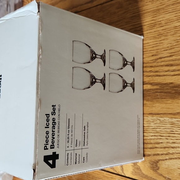 The Cellar by Macy's 4 Piece Iced Beverage Set glasses, never used. - Picture 2 of 5